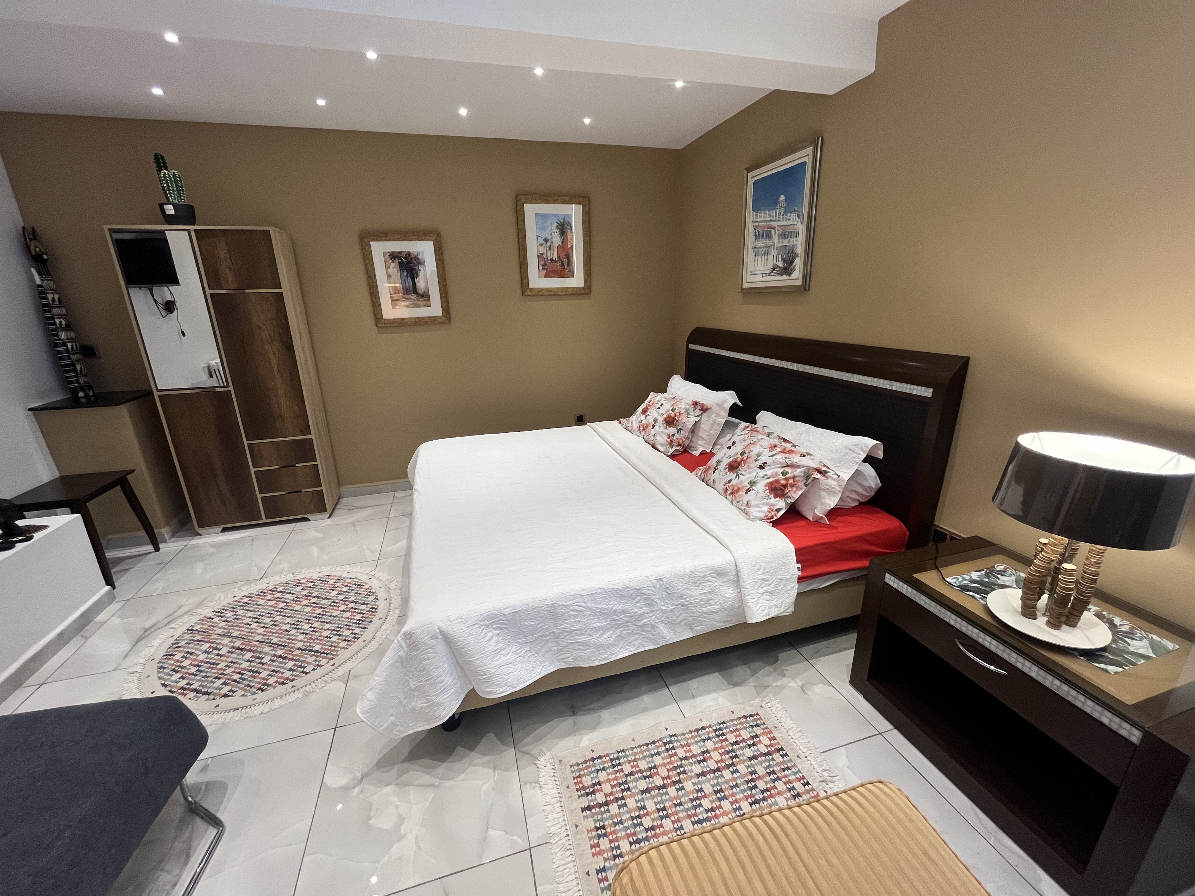 N°03: Studio contemporain avec espace ouvert